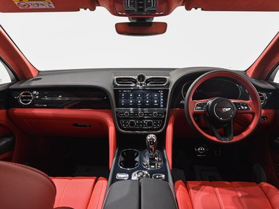 صورة مصغرة 16 لـ 2026 Bentley BENTAYGA