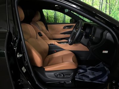 صورة مصغرة 16 لـ 2023 Toyota CROWN SPORT