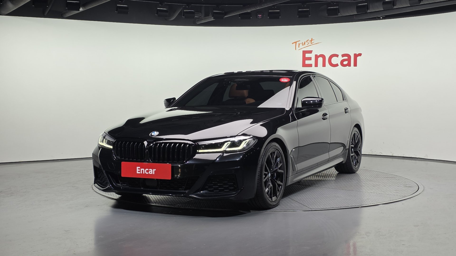 BMW 5 SERIES - View 1