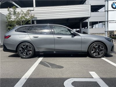 BMW 5 SERIES - 9