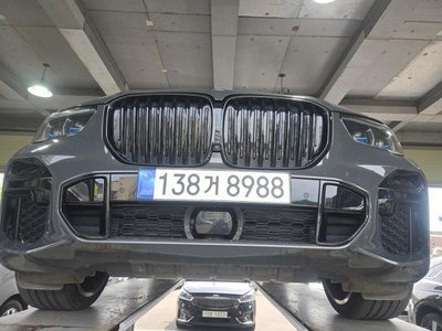 صورة 1 لـ 2023 BMW X5