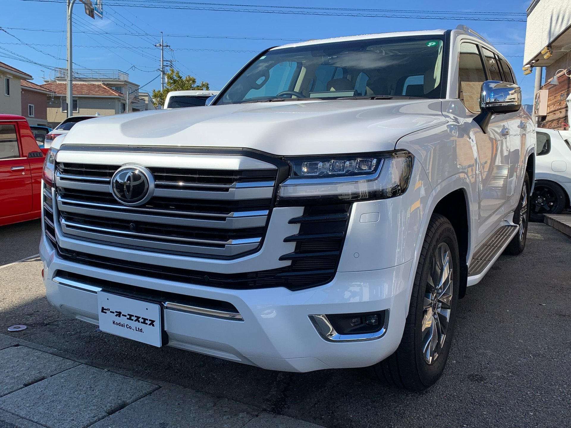 TOYOTA LAND CRUISER 300 - View 1