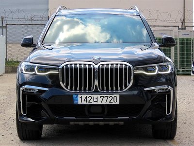 2021 BMW X7 — фото 1