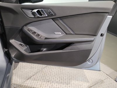 صورة مصغرة 25 لـ 2024 BMW 1 SERIES