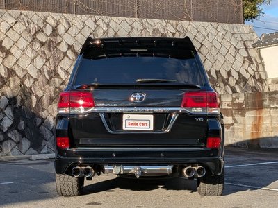 TOYOTA LAND CRUISER 200 - 5