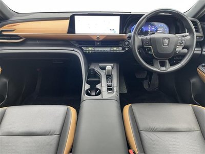 صورة 2 لـ 2022 Toyota CROWN CROSSOVER