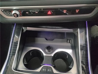 2026 BMW X7 thumbnail 14