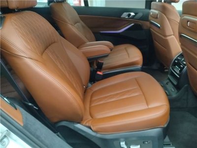 2026 BMW X7 thumbnail 18