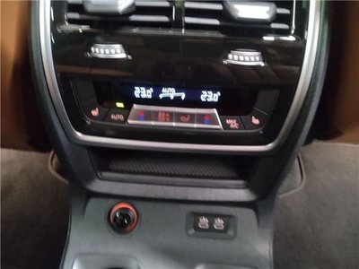 2026 BMW X7 thumbnail 19