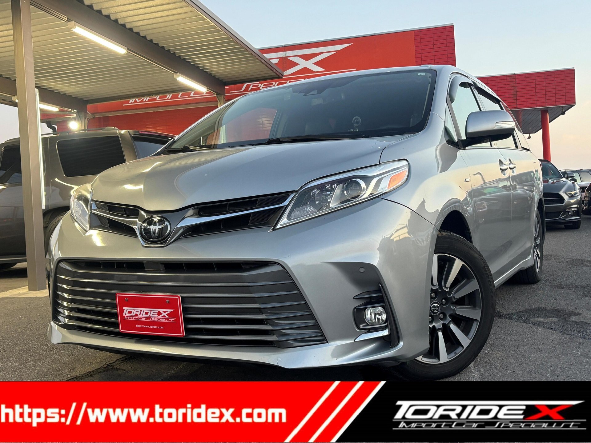 TOYOTA SIENA - View 1