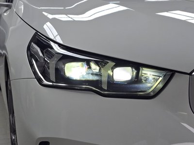 2025 BMW 5 SERIES — фото 9