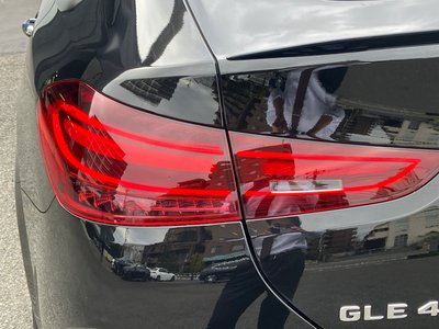 MERCEDES-BENZ GLE - 10