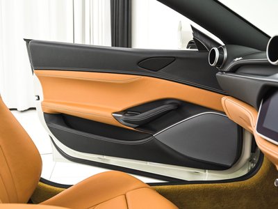 2020 FERRARI PORTOFINO — миниатюра 20