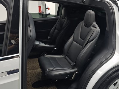 صورة مصغرة 17 لـ 2018 Tesla MODEL X