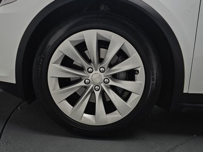 2018 Tesla MODEL X — фото 6