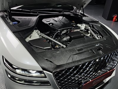 GENESIS G80 (RG3) - 8