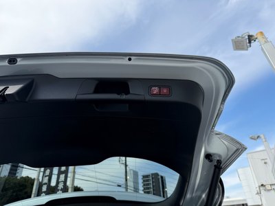 MERCEDES-BENZ EQB - 7