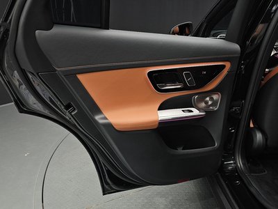 صورة مصغرة 15 لـ 2025 Mercedes-BENZ GLC