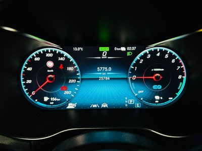 MERCEDES-BENZ GLC - 4