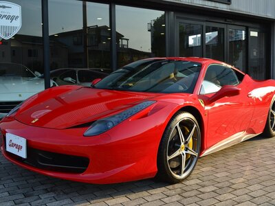 FERRARI 458 ITALIA