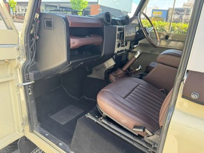 2016 LAND Rover DEFENDER 缩略图 24