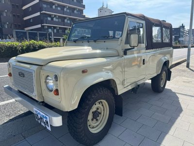 LAND ROVER DEFENDER - 1