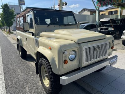 LAND ROVER DEFENDER - 3