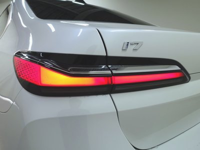 BMW I7 - 5