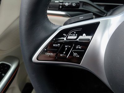 MERCEDES-BENZ GLC - 9