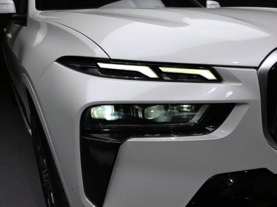 BMW X7 - 9