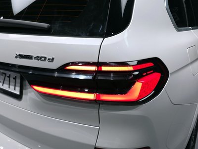 BMW X7 - 10
