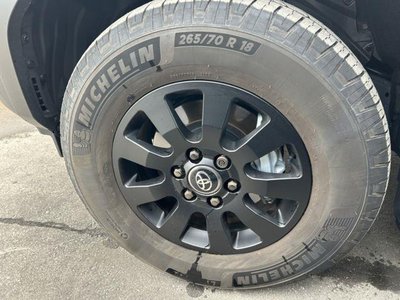 TOYOTA LAND CRUISER 250 - 9