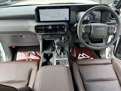 TOYOTA LAND CRUISER 250 - 10