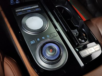 GENESIS G80 (RG3) - 9