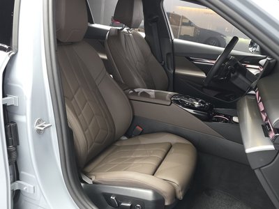 2025 BMW 5 SERIES — миниатюра 16