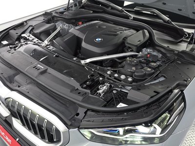 صورة 7 لـ 2025 BMW 5 SERIES