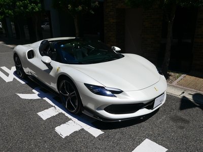 صورة 2 لـ 2024 Ferrari 296 GTS