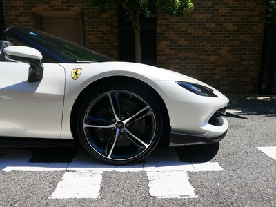 صورة 7 لـ 2024 Ferrari 296 GTS