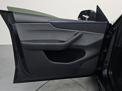 صورة مصغرة 14 لـ 2025 Tesla MODEL Y
