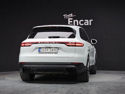 PORSCHE CAYENNE - 3
