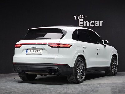 PORSCHE CAYENNE - 4