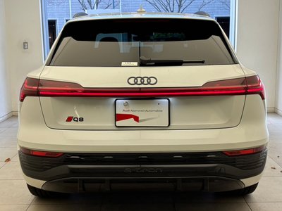 AUDI Q8 E-TRON - 8