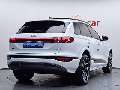 AUDI Q6 E-TRON - 4
