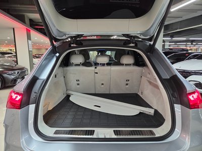 MERCEDES-BENZ EQE - 7