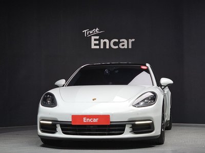 PORSCHE PANAMERA - 2