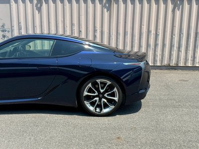 صورة مصغرة 14 لـ 2018 Lexus LC