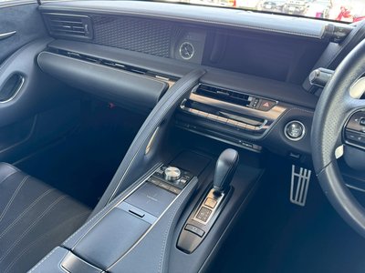 صورة مصغرة 48 لـ 2018 Lexus LC