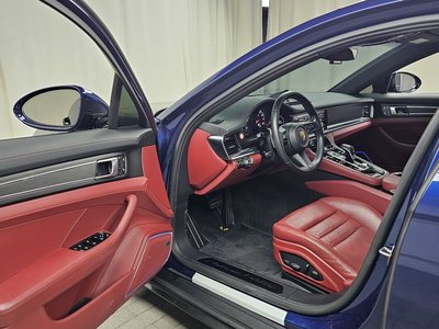PORSCHE PANAMERA - 10