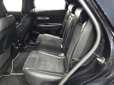 2021 Genesis GV70 — миниатюра 17