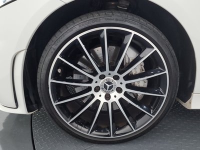 MERCEDES-BENZ CLS - 6